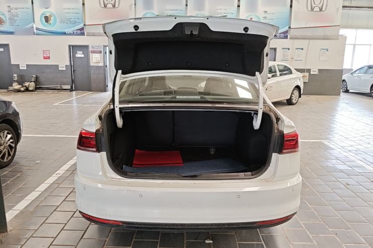 Used Volkswagen Bora 2021 1.5L Automatic Fashionable Smart Connectivity Version Trunk