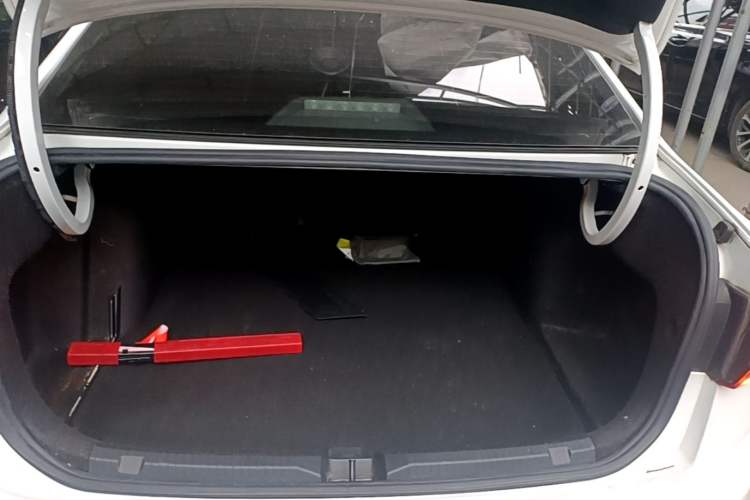 Used Volkswagen Bora 2021 1.5L Automatic Comfort Smart Connect Edition Trunk