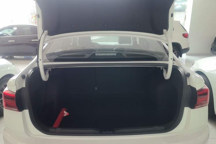 Used Volkswagen Bora 2021 1.5L Automatic Comfort Smart Connect Edition Trunk