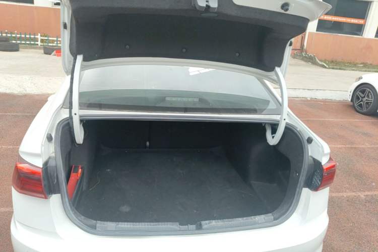Used Volkswagen Bora 2021 1.5L Automatic Elite Smart Connect Edition Trunk