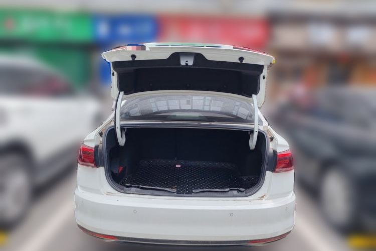 Used Volkswagen Bora 2021 1.5L Automatic Elite Smart Connect Edition Trunk