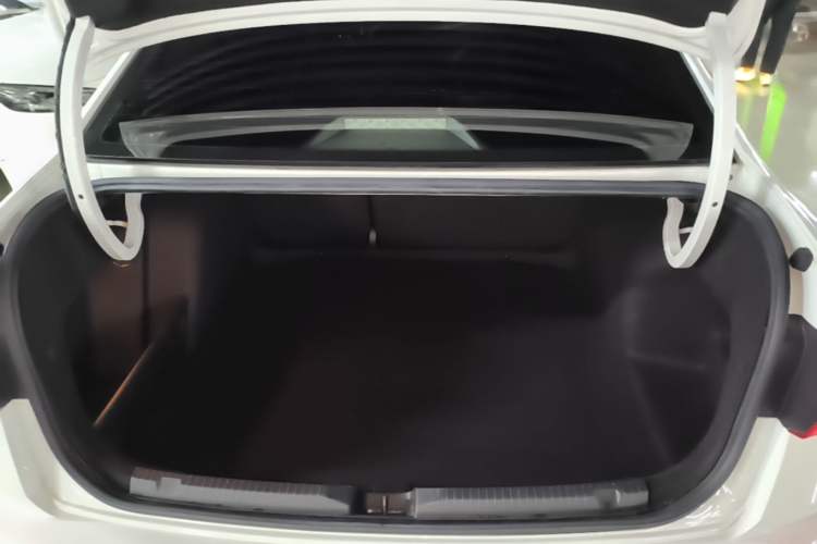 Used Volkswagen Bora 2021 200TSI DSG Elite Smart Connectivity Version Trunk