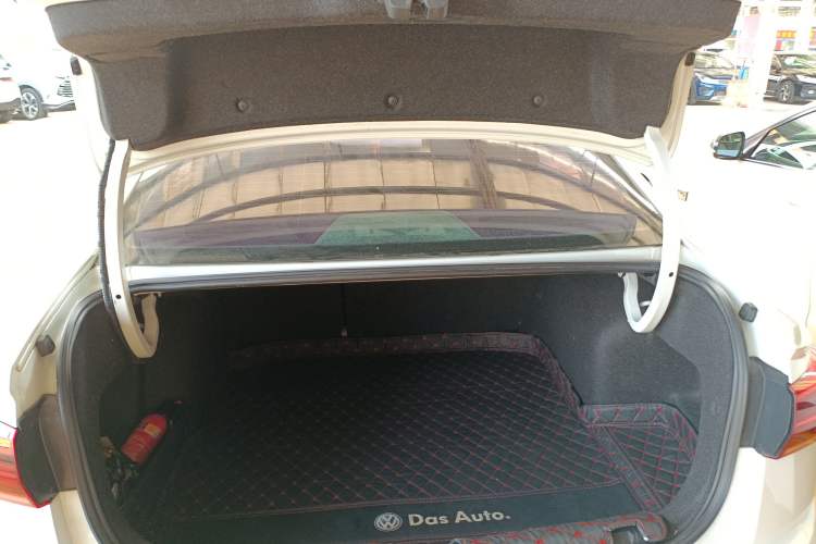 Used Volkswagen Bora 2021 1.5L Automatic Comfort Smart Connect Edition Trunk