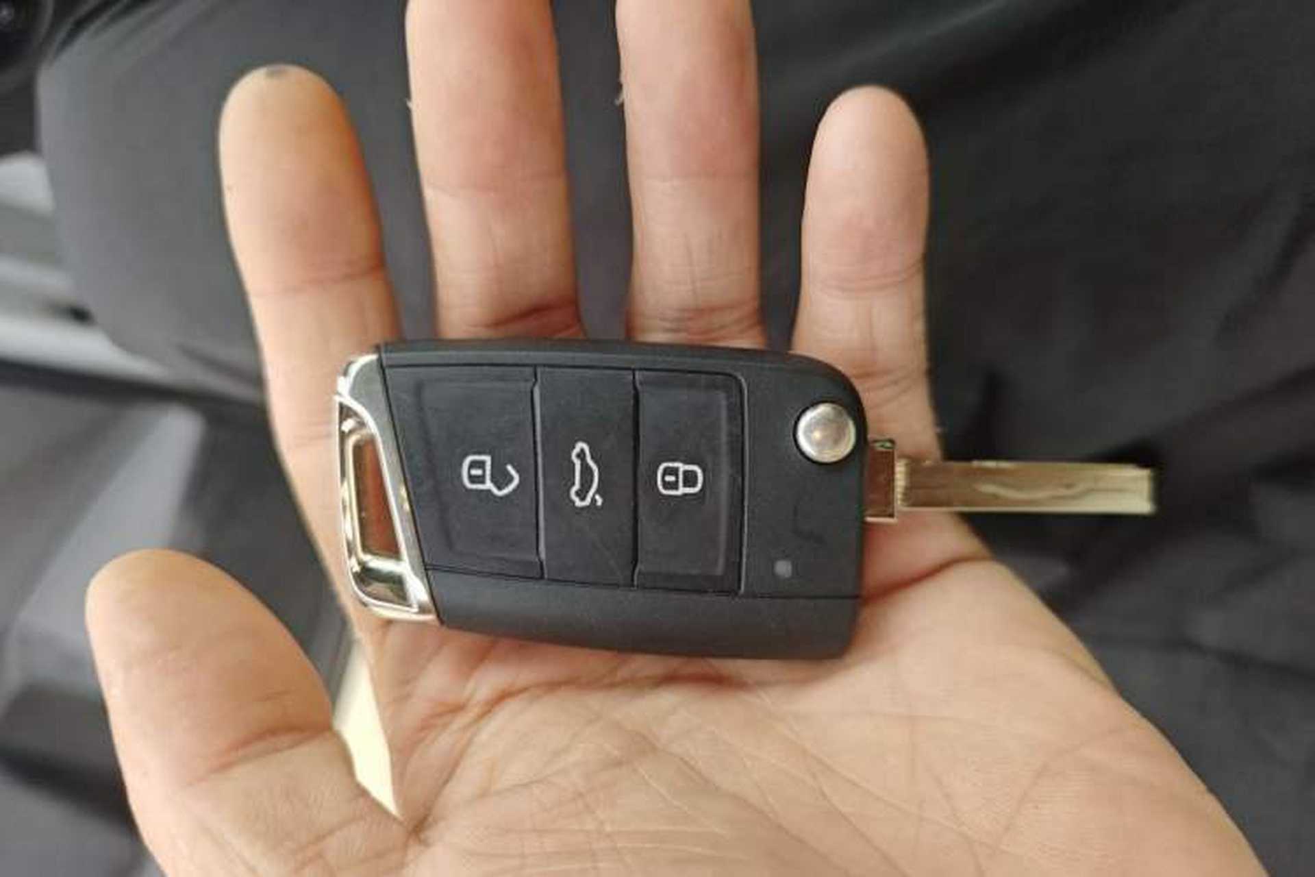 Used Volkswagen Bora 2021 1.5L Manual Fashion Smart Connect Edition Vehicle Key
