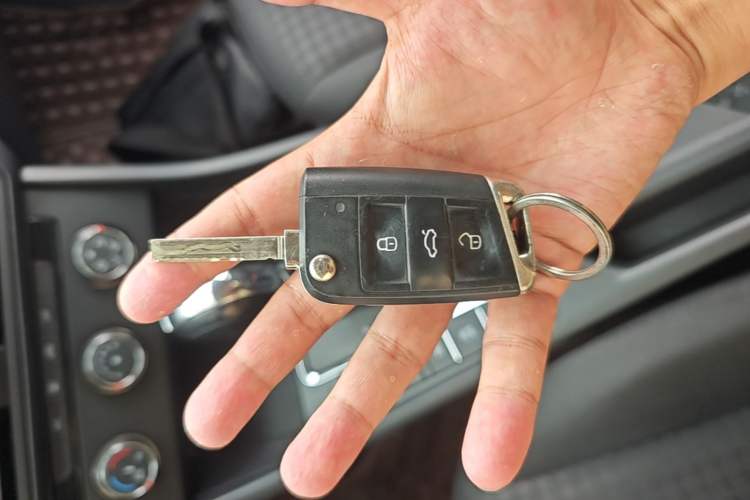 Used Volkswagen Bora 2021 1.5L Automatic Fashionable Smart Connectivity Version Vehicle Key