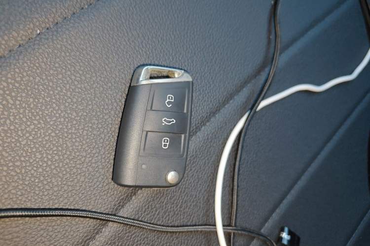 Used Volkswagen Bora 2021 1.5L Automatic Elite Smart Connect Edition Vehicle Key