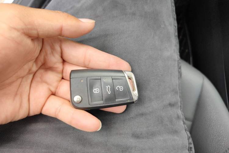 Used Volkswagen Bora 2021 1.5L Automatic Elite Smart Connect Edition Vehicle Key