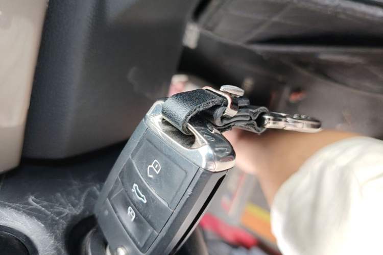 Used Volkswagen Bora 2021 1.5L Automatic Fashionable Smart Connectivity Version Vehicle Key