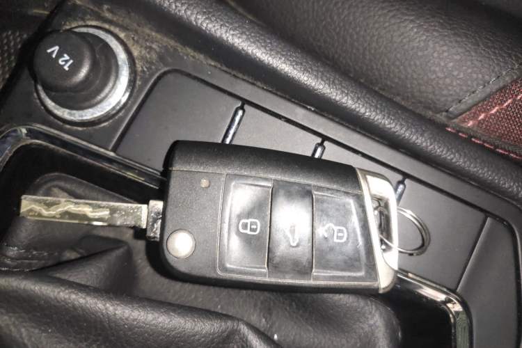 Used Volkswagen Bora 2021 1.5L Automatic Elite Smart Connect Edition Vehicle Key