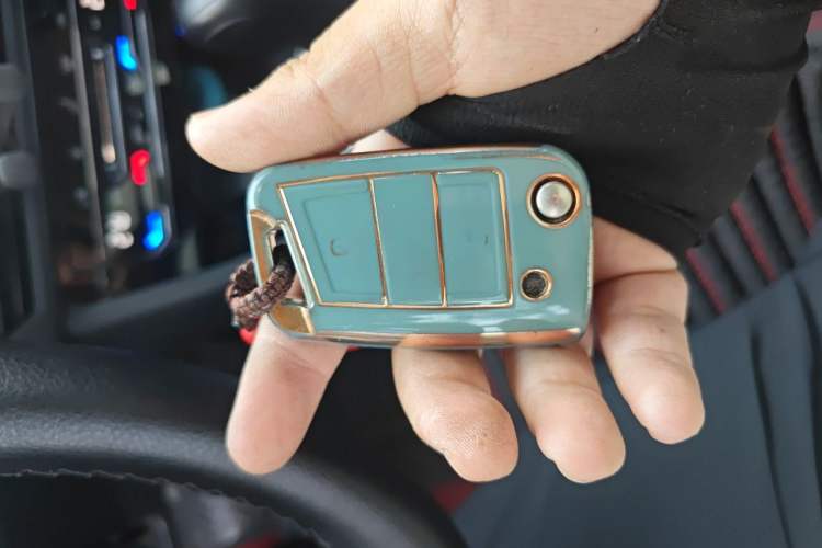 Used Volkswagen Bora 2021 1.5L Automatic Elite Smart Connect Edition Vehicle Key