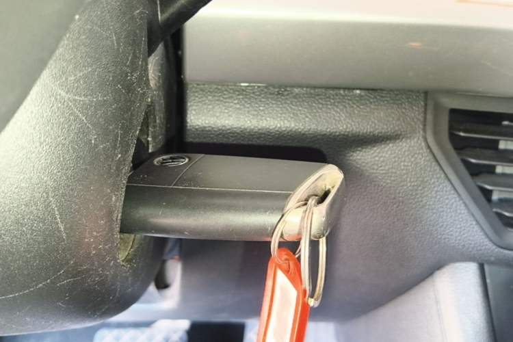 Used Volkswagen Bora 2021 1.5L Automatic Fashionable Smart Connectivity Version Vehicle Key