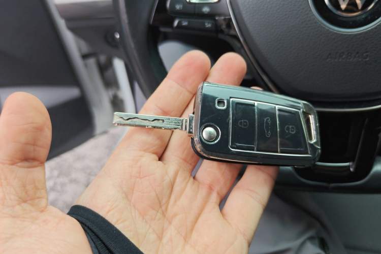 Used Volkswagen Bora 2021 1.5L Automatic Comfort Smart Connect Edition Vehicle Key