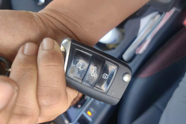 Used Volkswagen Bora 2021 280TSI DSG Elite Smart Connectivity Version Vehicle Key