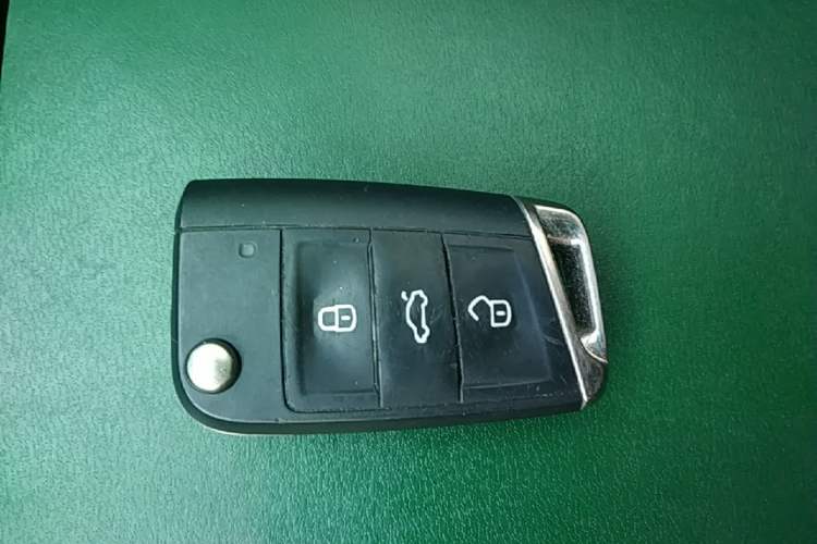 Used Volkswagen Bora 2021 1.5L Automatic Comfort Smart Connect Edition Vehicle Key