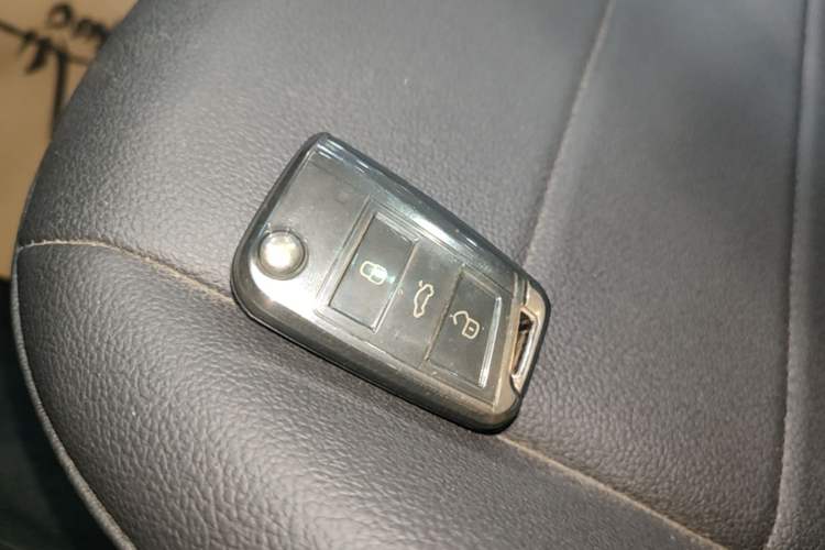 Used Volkswagen Bora 2021 1.5L Automatic Elite Smart Connect Edition Vehicle Key