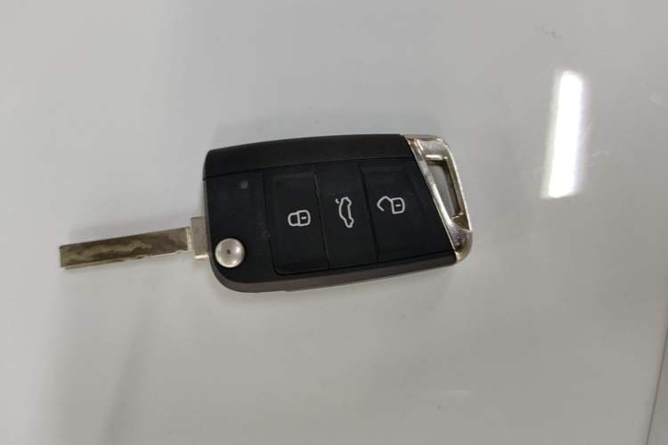 Used Volkswagen Bora 2021 1.5L Automatic Elite Smart Connect Edition Vehicle Key