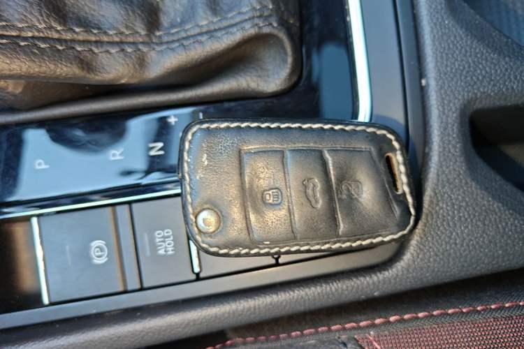 Used Volkswagen Bora 2021 1.5L Automatic Comfort Smart Connect Edition Vehicle Key