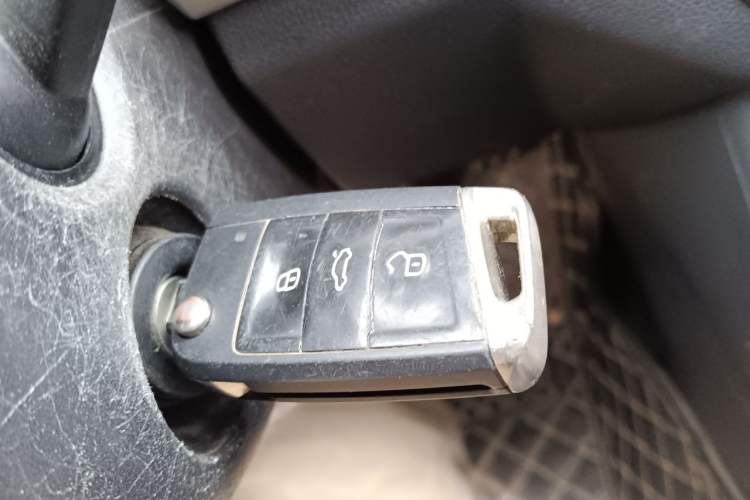 Used Volkswagen Bora 2021 1.5L Automatic Fashionable Smart Connectivity Version Vehicle Key