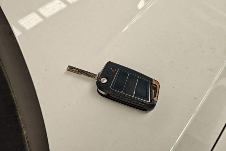 Used Volkswagen Bora 2021 1.5L Automatic Fashionable Smart Connectivity Version Vehicle Key