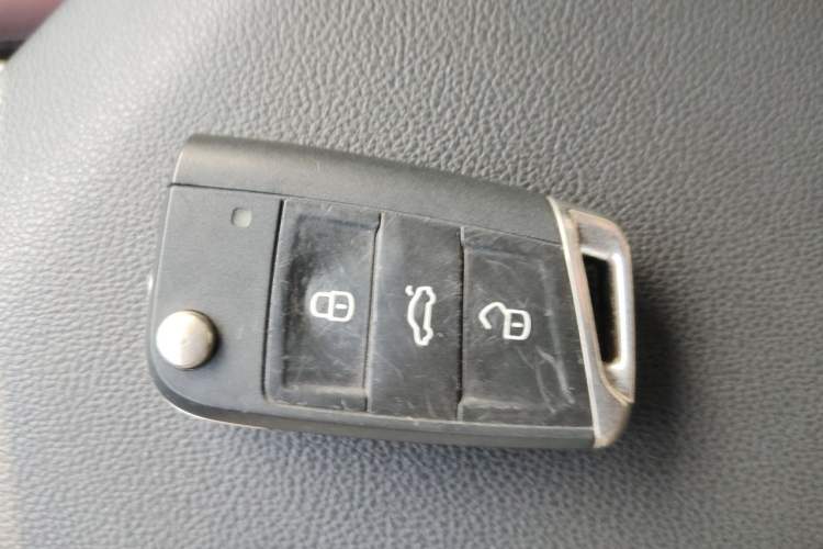 Used Volkswagen Bora 2021 1.5L Automatic Comfort Smart Connect Edition Vehicle Key