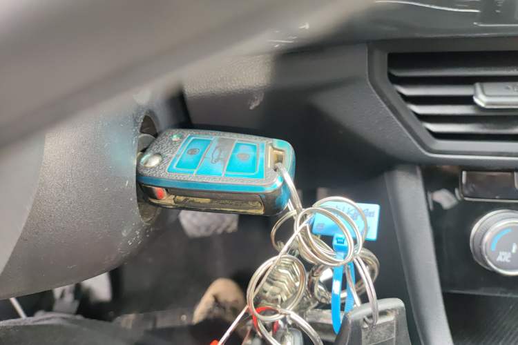 Used Volkswagen Bora 2021 1.5L Automatic Comfort Smart Connect Edition Vehicle Key
