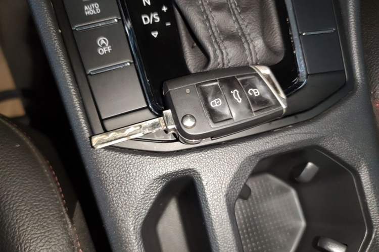 Used Volkswagen Bora 2021 1.5L Automatic Comfort Smart Connect Edition Vehicle Key