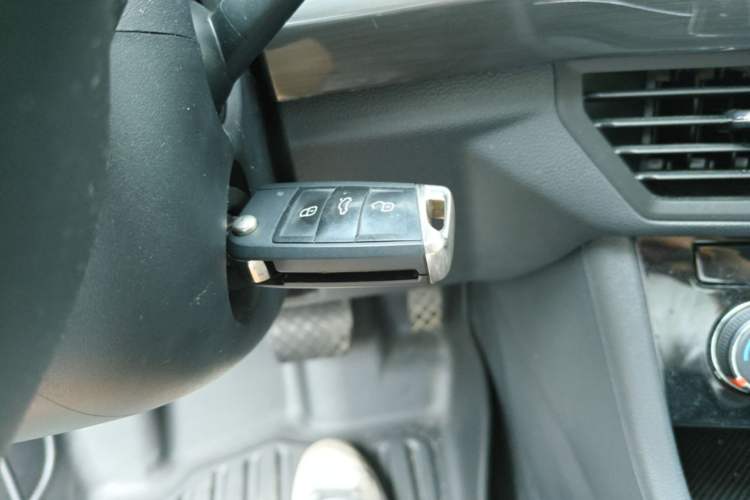 Used Volkswagen Bora 2021 1.5L Automatic Comfort Smart Connect Edition Vehicle Key