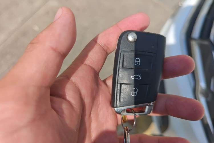 Used Volkswagen Bora 2021 1.5L Automatic Elite Smart Connect Edition Vehicle Key