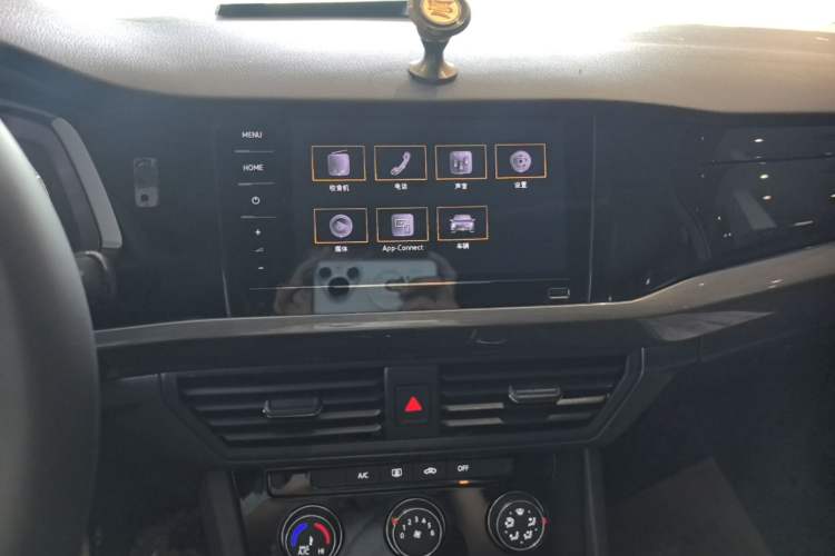 Used Volkswagen Bora 2021 1.5L Automatic Comfort Smart Connect Edition Audio And AC Panel