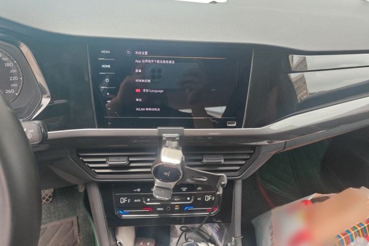 Used Volkswagen Bora 2021 1.5L Automatic Elite Smart Connect Edition Audio And AC Panel