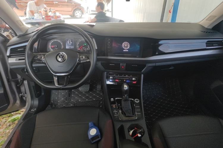 Used Volkswagen Bora 2021 280TSI DSG Elite Smart Connectivity Version Center Console