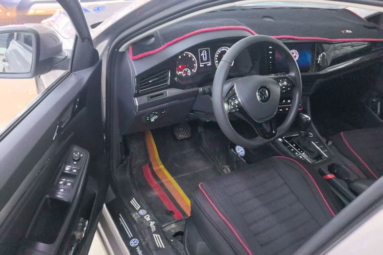 Used Volkswagen Bora 2021 1.5L Automatic Elite Smart Connect Edition Driver Seat