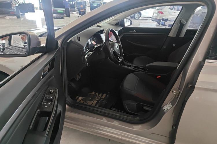 Used Volkswagen Bora 2021 1.5L Automatic Elite Smart Connect Edition Driver Seat