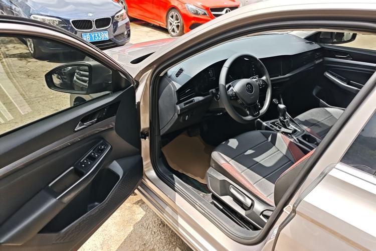 Used Volkswagen Bora 2021 1.5L Automatic Comfort Smart Connect Edition Driver Seat