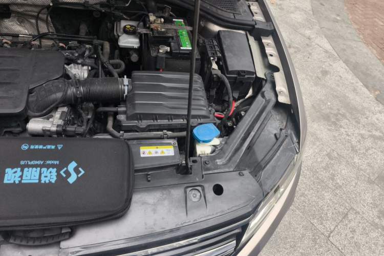 Used Volkswagen Bora 2021 1.5L Manual Comfort Smart Connect Edition Engine Bay Left