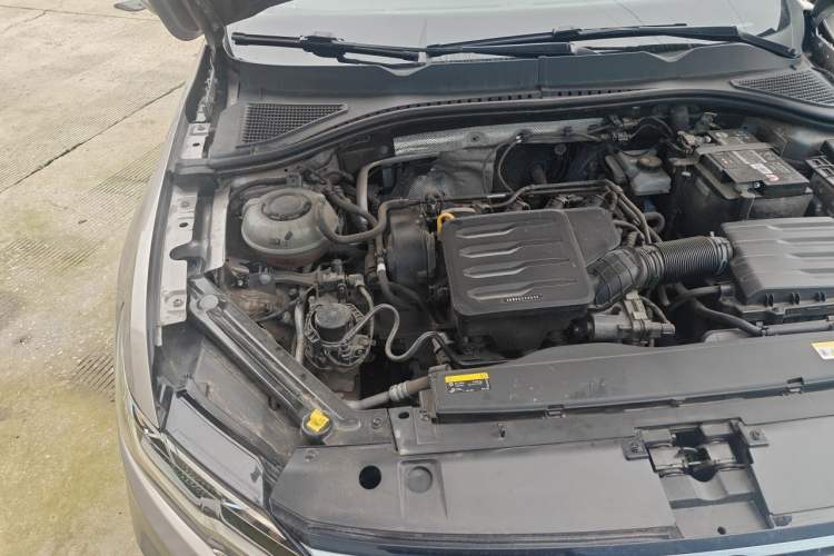 Used Volkswagen Bora 2021 1.5L Automatic Elite Smart Connect Edition Engine Bay Right