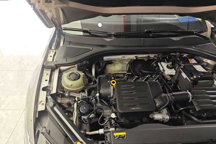 Used Volkswagen Bora 2021 1.5L Automatic Elite Smart Connect Edition Engine Bay Right