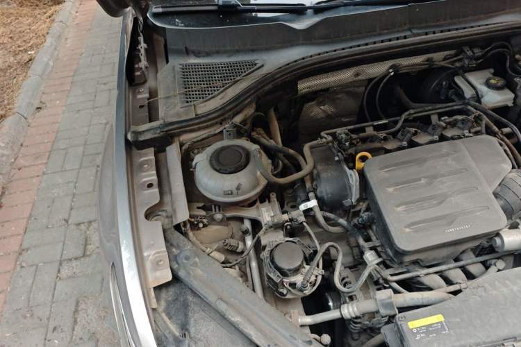 Used Volkswagen Bora 2021 1.5L Automatic Comfort Smart Connect Edition Engine Bay Right
