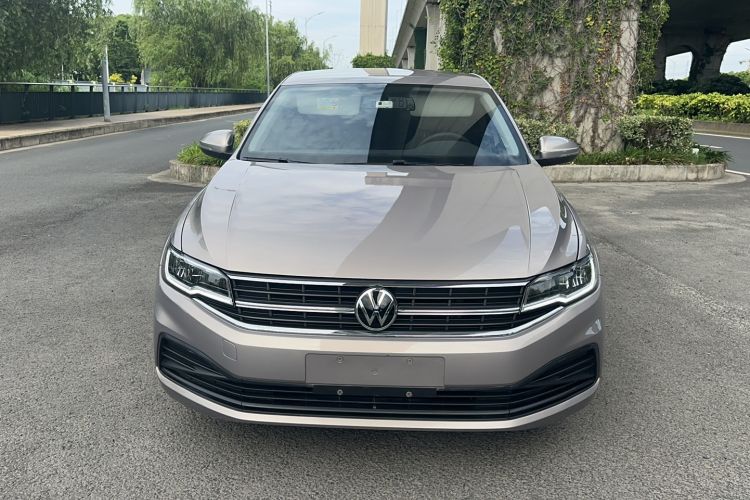 Used Volkswagen Bora 2021 1.5L Automatic Fashionable Smart Connectivity Version Front