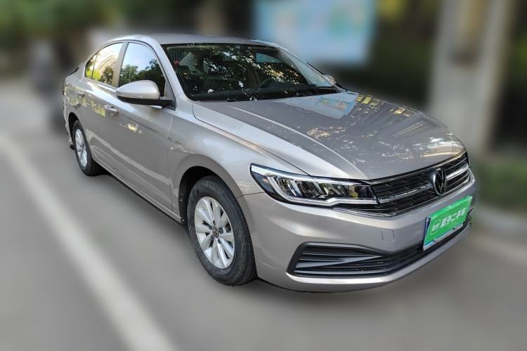 Used Volkswagen Bora 2021 1.5L Automatic Fashionable Smart Connectivity Version Front Right 45 Deg