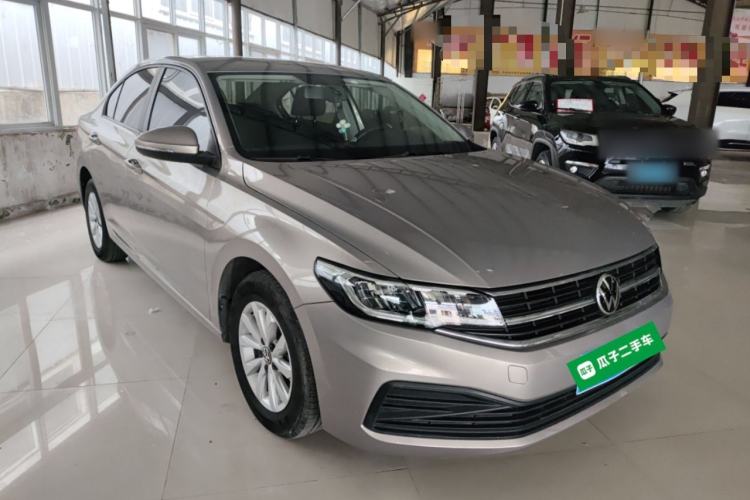 Used Volkswagen Bora 2021 1.5L Automatic Fashionable Smart Connectivity Version Front Right 45 Deg