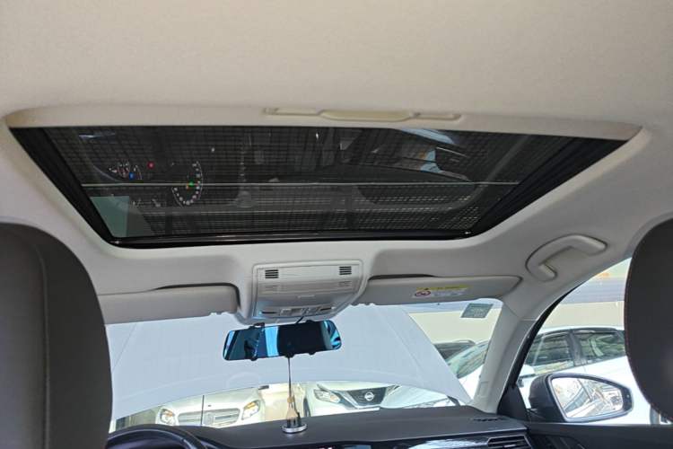 Used Volkswagen Bora 2021 1.5L Automatic Comfort Smart Connect Edition Headliner