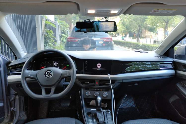 Used Volkswagen Bora 2021 1.5L Automatic Fashionable Smart Connectivity Version Headliner