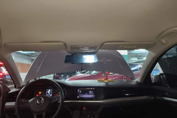 Used Volkswagen Bora 2021 1.5L Automatic Fashionable Smart Connectivity Version Headliner