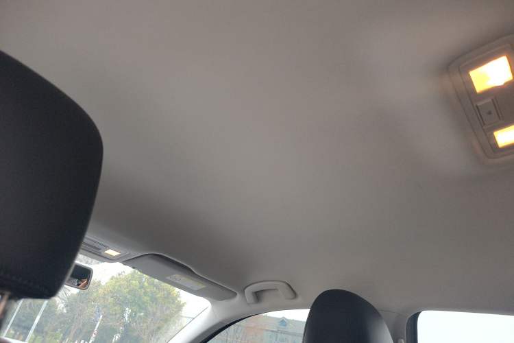Used Volkswagen Bora 2021 1.5L Automatic Fashionable Smart Connectivity Version Headliner