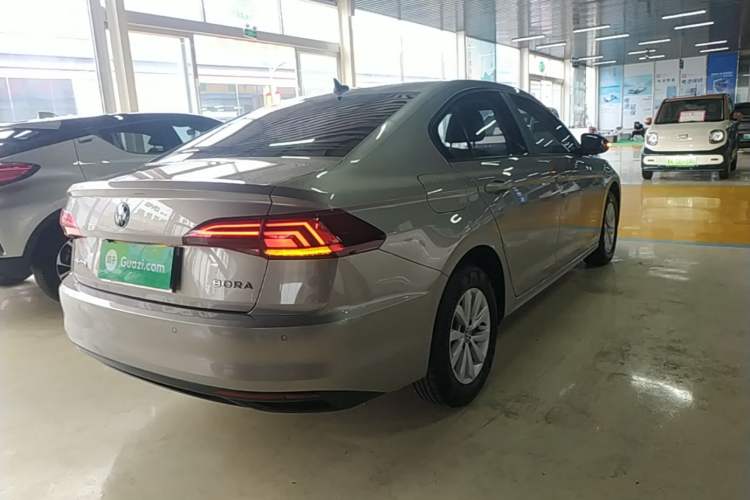Used Volkswagen Bora 2021 1.5L Automatic Fashionable Smart Connectivity Version Rear Right 45 Deg