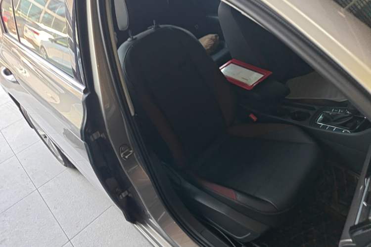 Used Volkswagen Bora 2021 1.5L Automatic Comfort Smart Connect Edition Right Front Seat