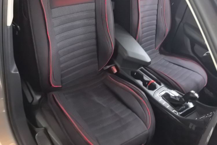 Used Volkswagen Bora 2021 1.5L Automatic Elite Smart Connect Edition Right Front Seat