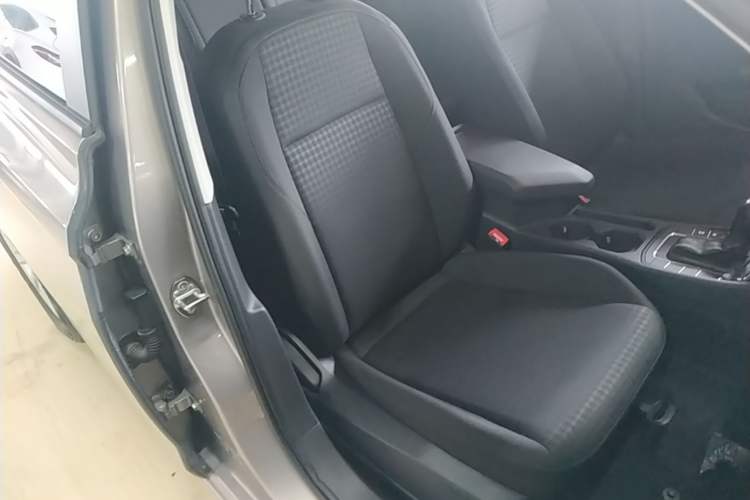 Used Volkswagen Bora 2021 1.5L Automatic Fashionable Smart Connectivity Version Right Front Seat