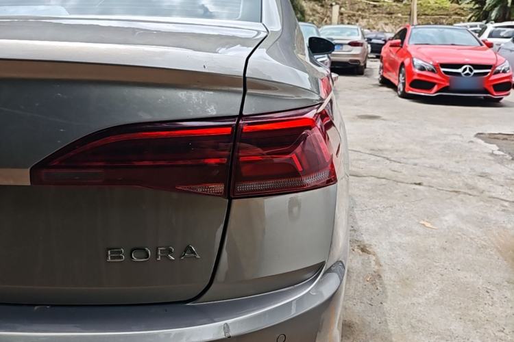 Used Volkswagen Bora 2021 1.5L Automatic Comfort Smart Connect Edition Right Rear Taillight